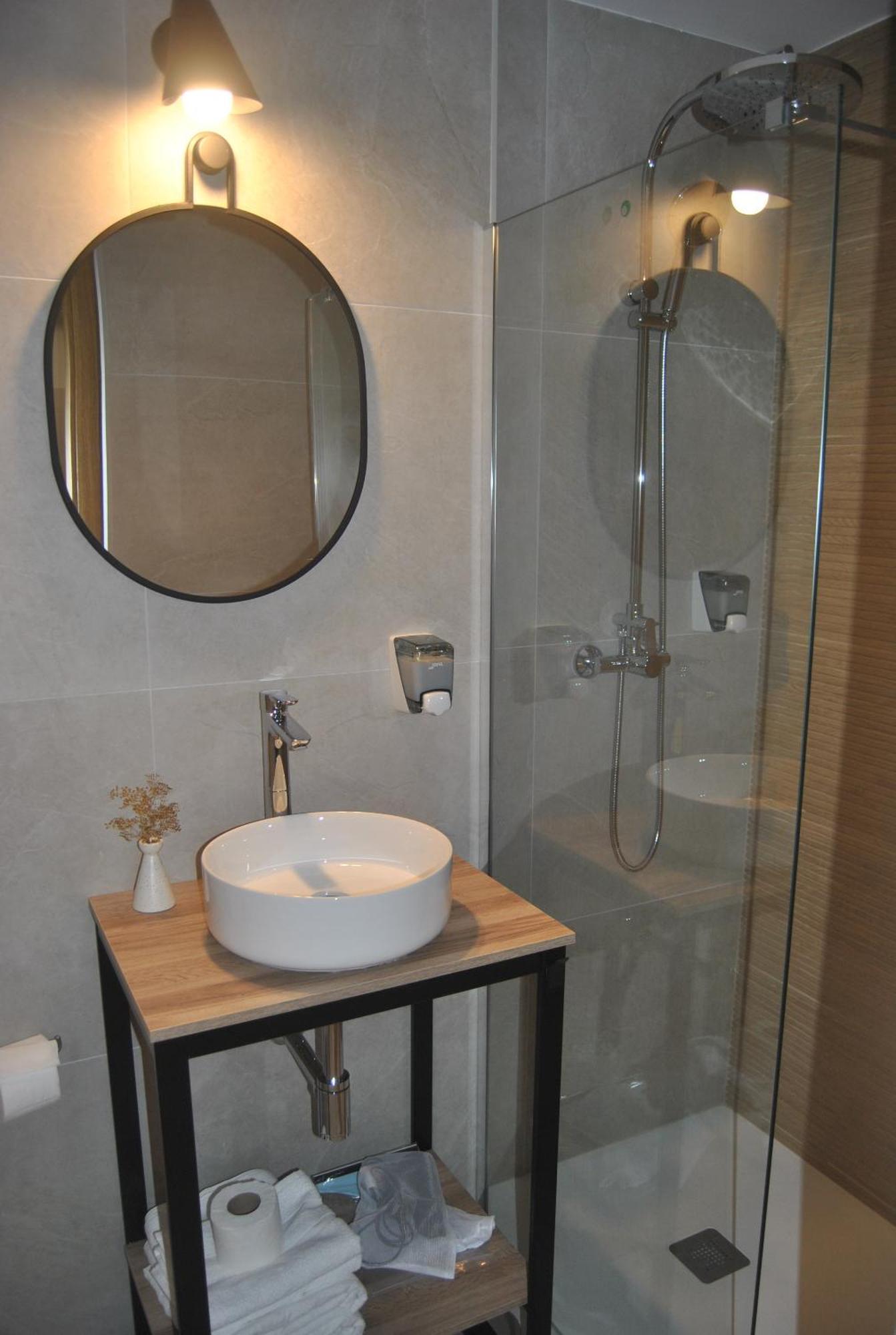 Zalle Oviedo Suites Bagian luar foto